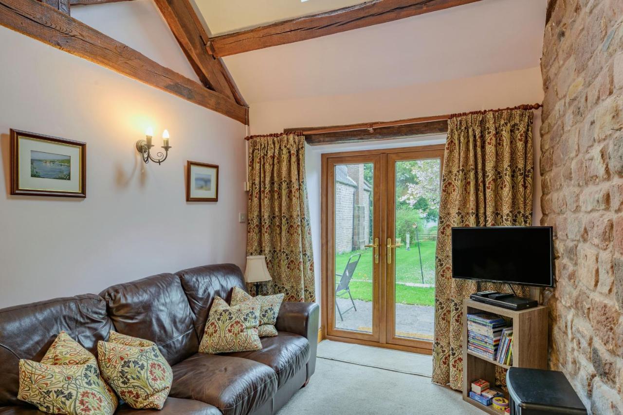 Wren Cottage Rudyard Экстерьер фото